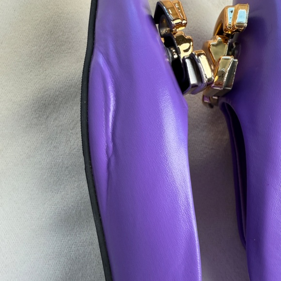 Purple pointy flat shoes with gold plastic chain detail Size US 8.5 (China 40) - Picture 7 of 14
